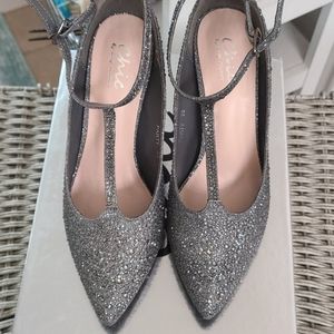 T-strap dress heels, sz. 38